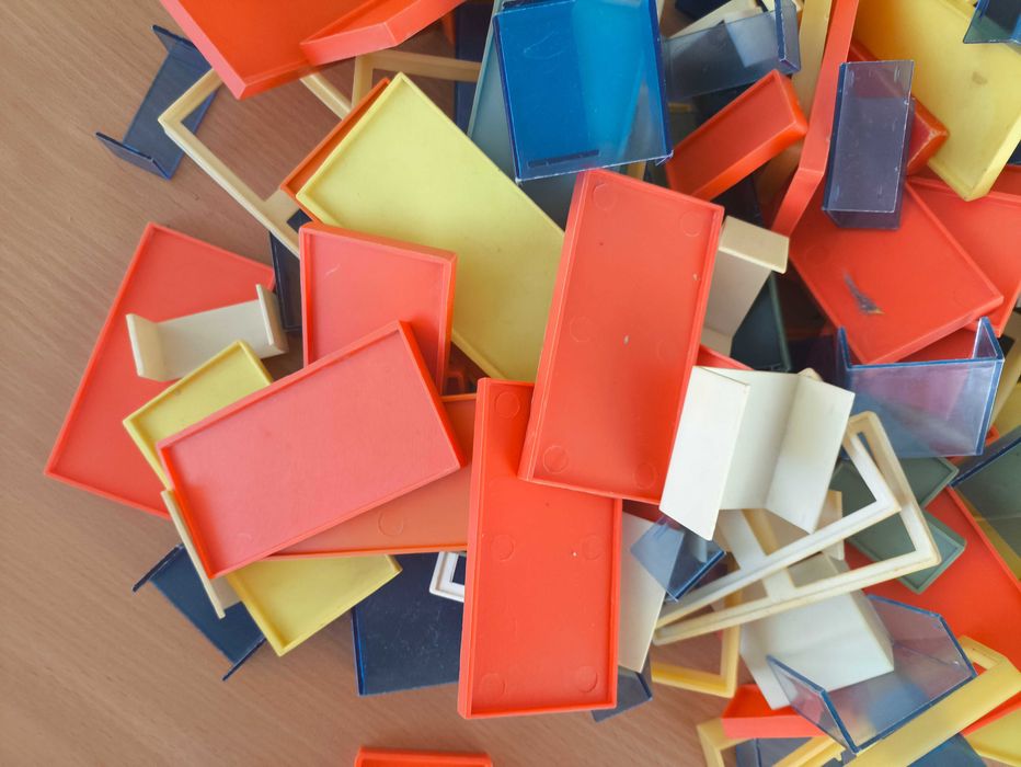 Пластмассовый конструктор времён СССР