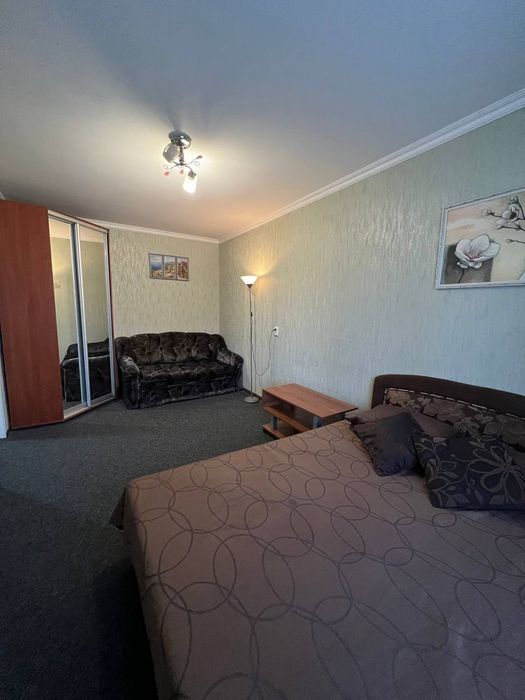 Сдам 1 к кв.-ру.на Космосе  по ул.Сытова  тц,,Варус,,