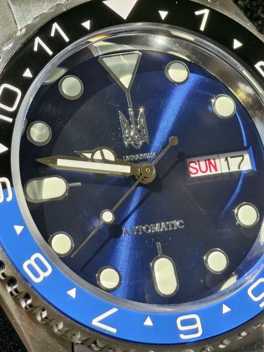 Годинник Ukrainian Limited Edition 200m