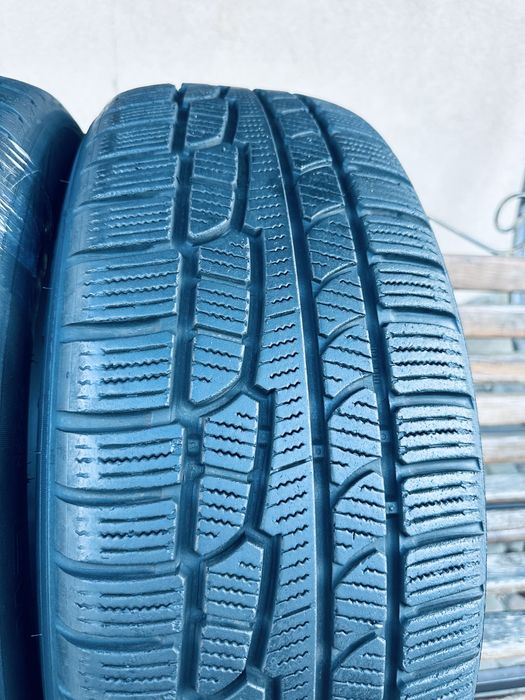 Шини зимові пара 235/60 R18 (107V) Nokian WR