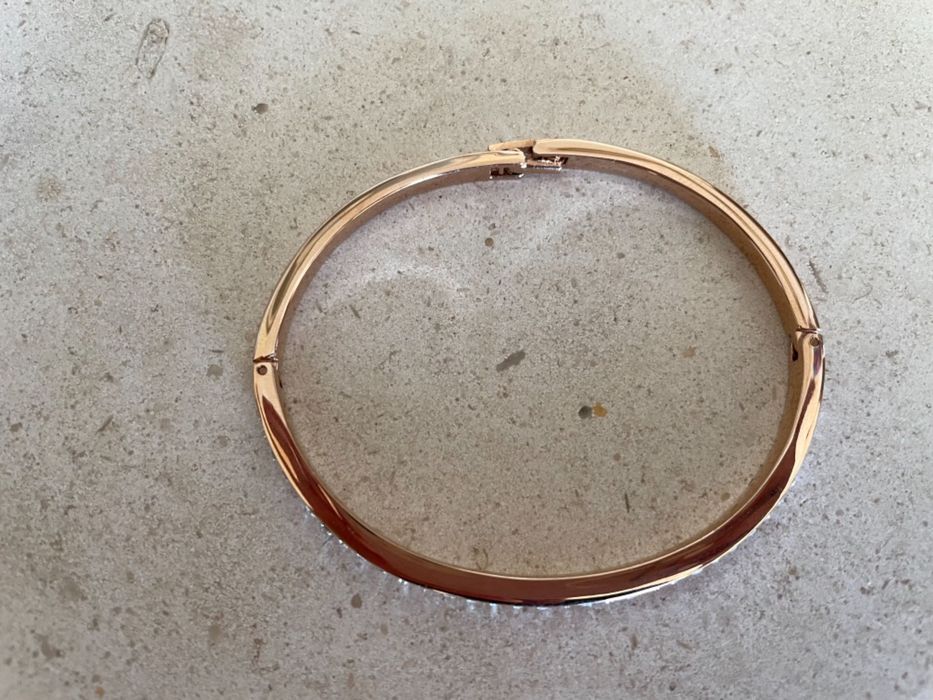 Pulseira dourada - Marca Oriflame