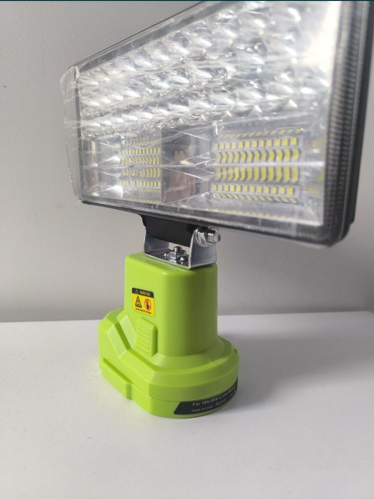 Lampa 18v  robocza led zamienik ryobi one plus