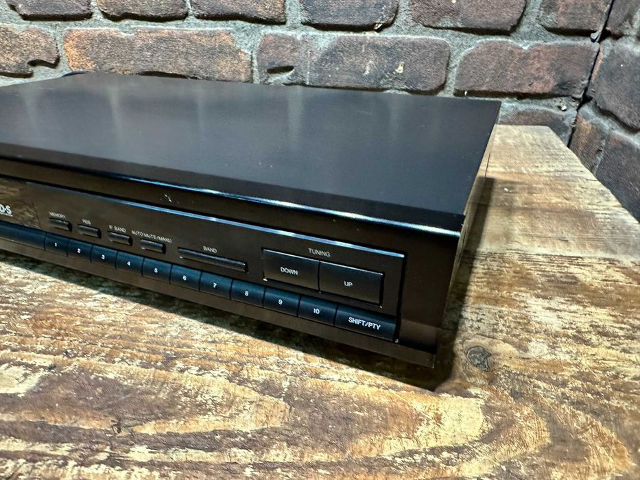 Tuner Radiowy Denon TU-580 RD