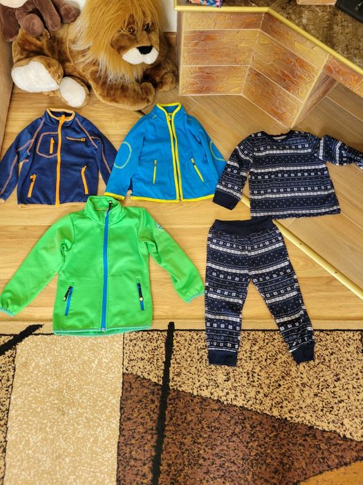 Кофта, светр, джемпер, толстовка, худі, світшот, фліска