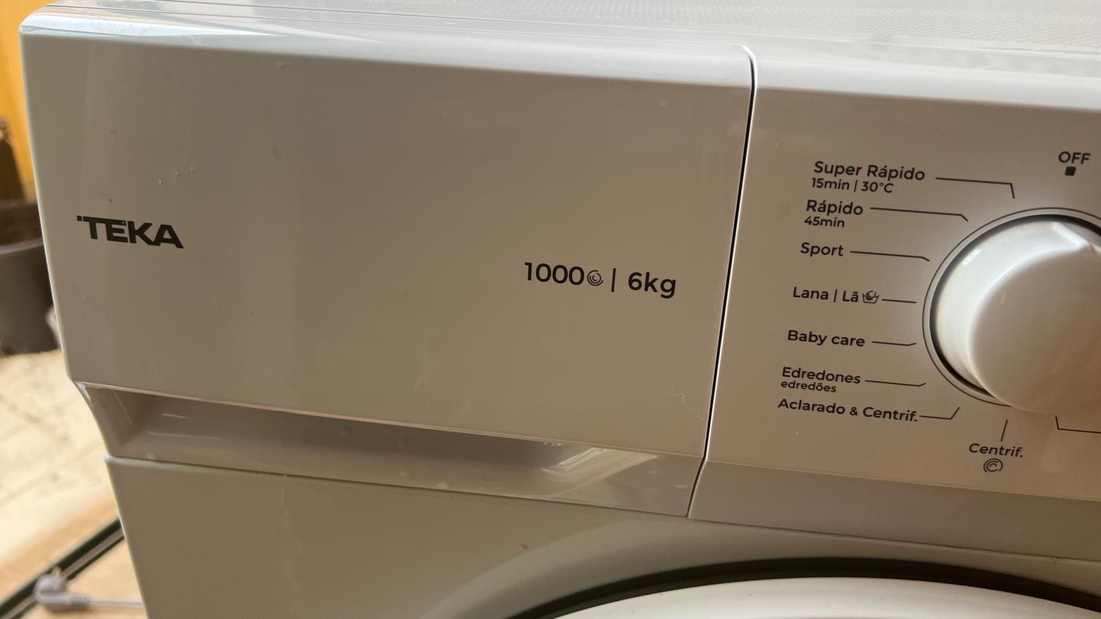 Máquina de Lavar Roupa TEKA 6kg - Como Nova