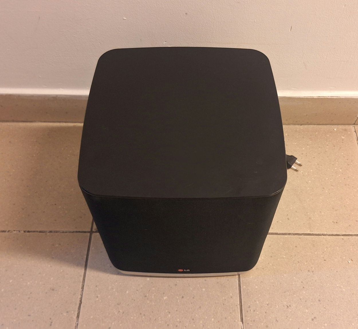 Subwoofer aktywny LG S73A1-D