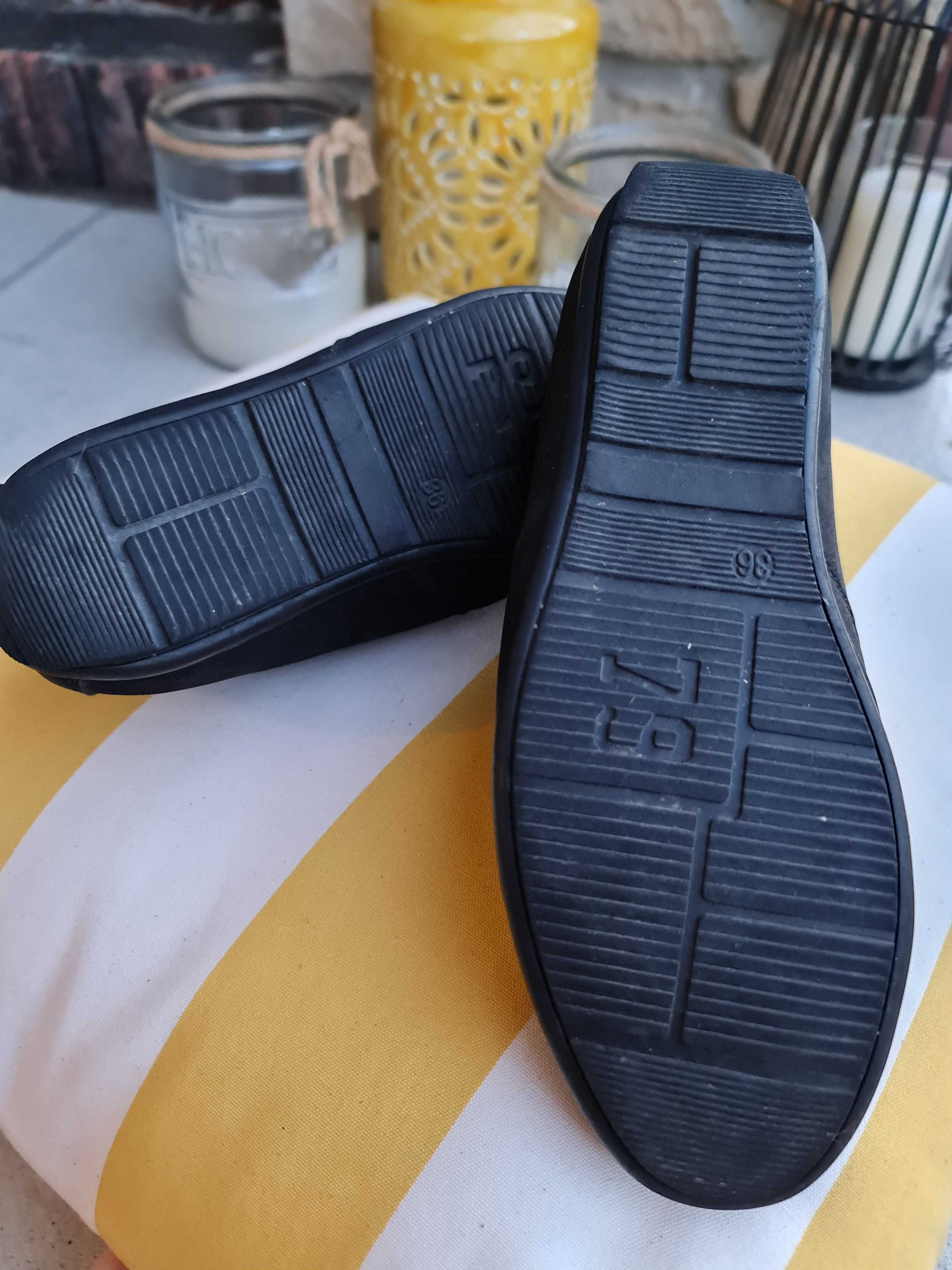 Buty Wojtyłko r.36 mokasyny eleganckie