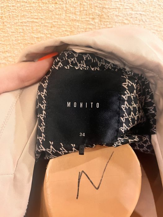 Брендовый женский тренч,пальто Mohito.