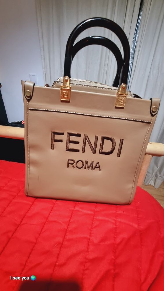 Mala de mulher elegante