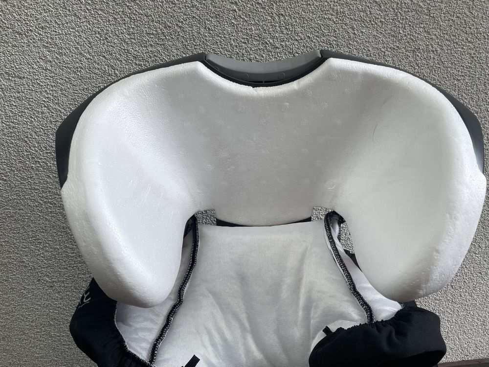 Fotelik britax römer adventure 15-36kg