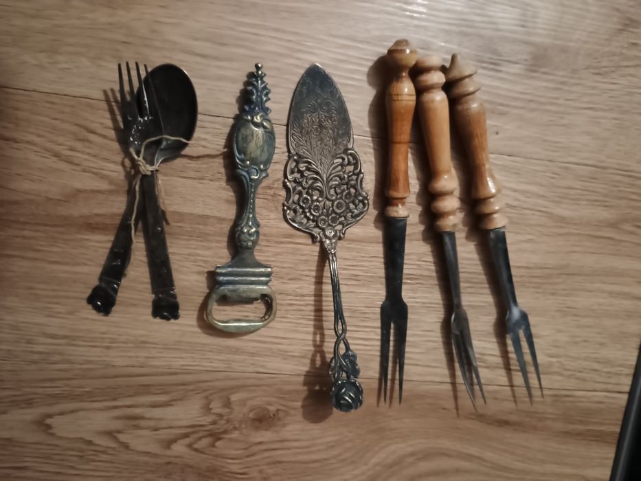 Stare sztućce platerowane, łopatka do ciasta, otwieracz
