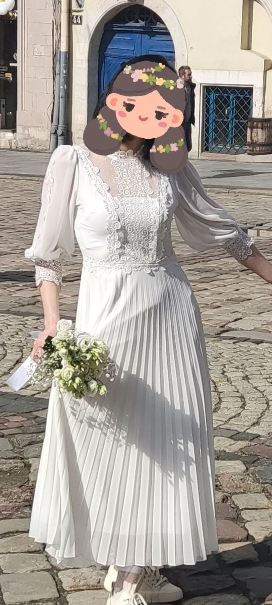 Сукня біла весільна
