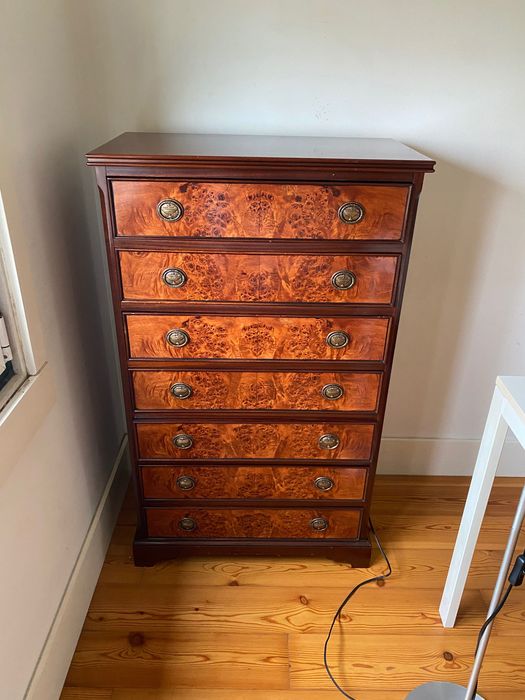 Cómoda Castanha Antiga 68x114cm