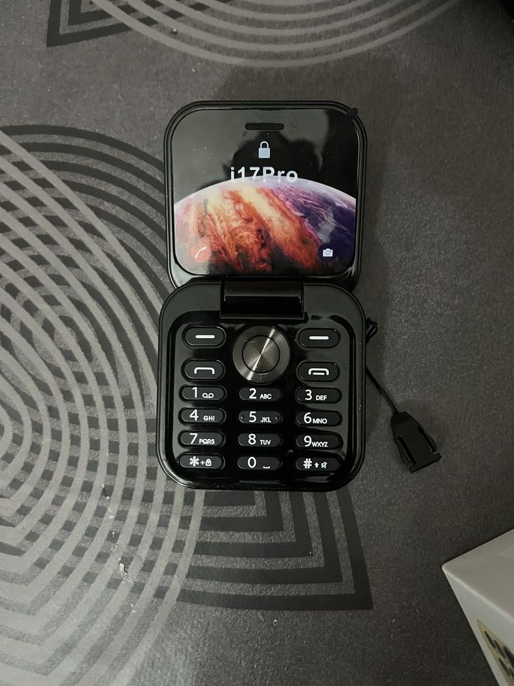 Mini telemovel c/ carregador
