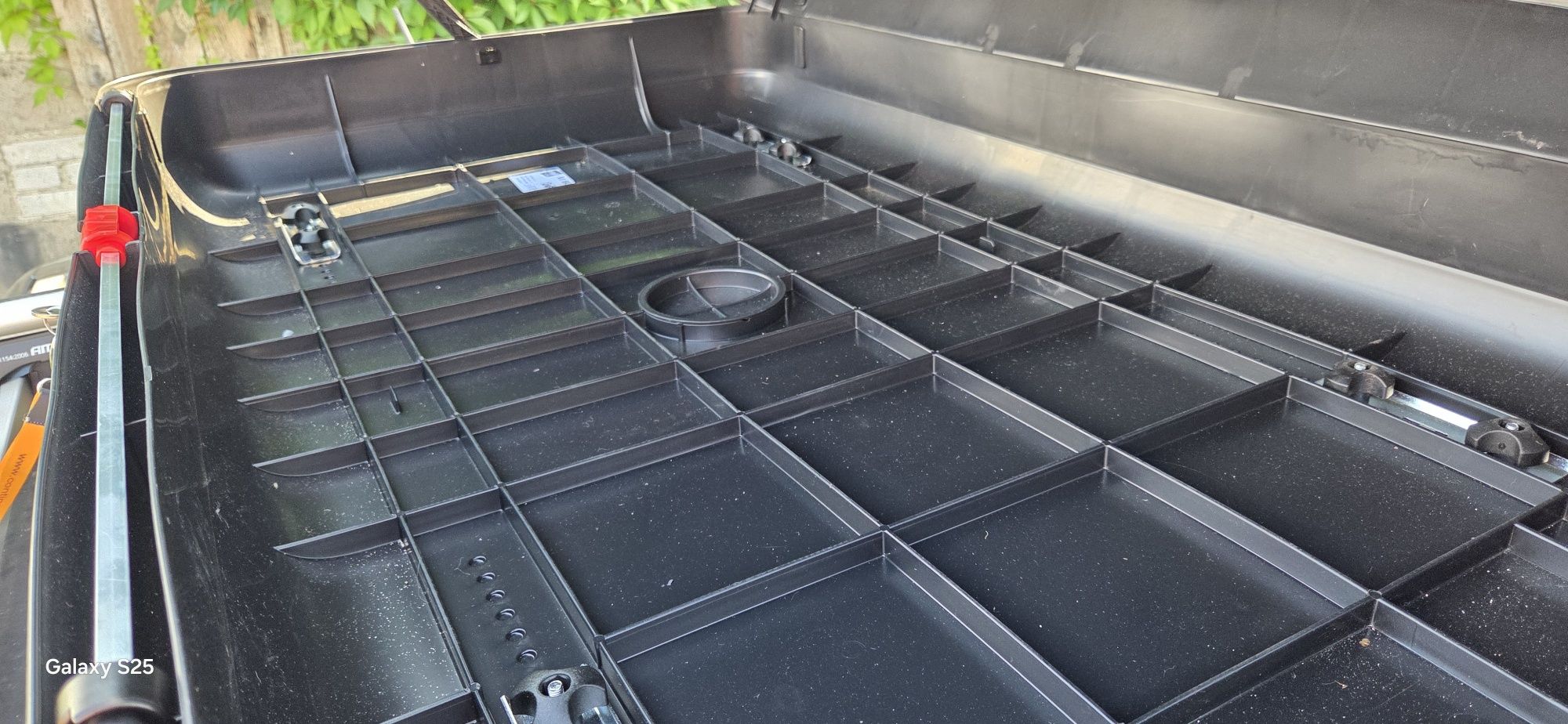 Box dachowy, bagaznik 320L