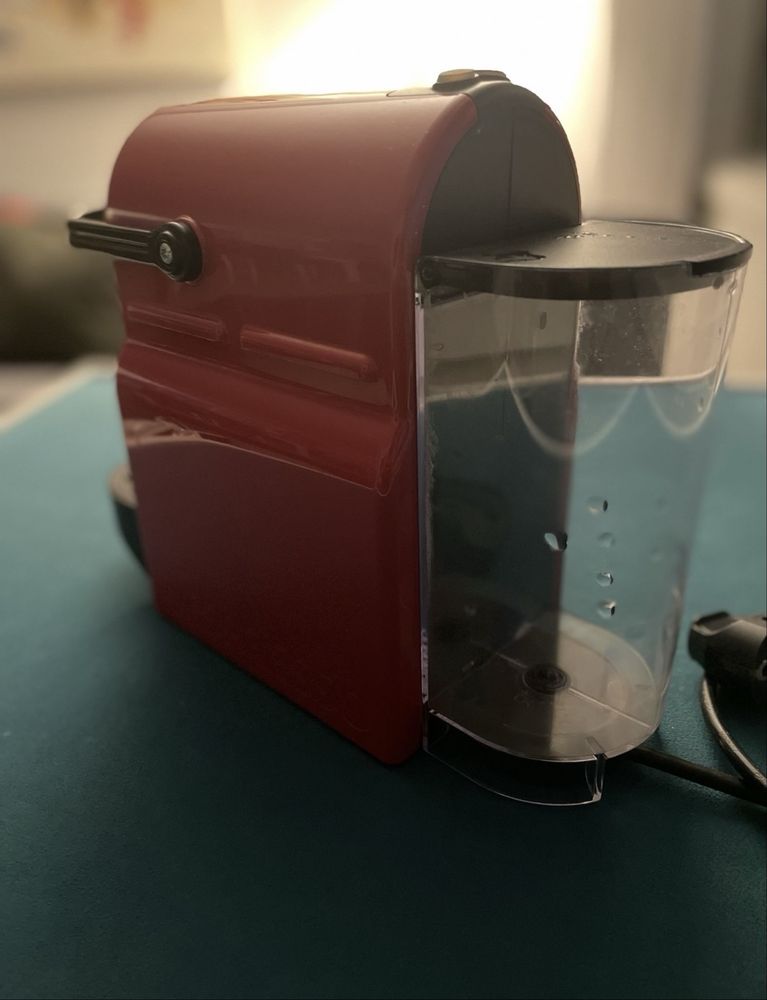 Máquina de Café KRUPS Nespresso Inissia