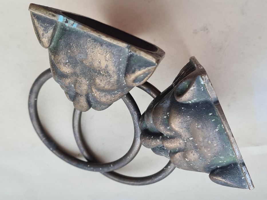 Бронзовые дверные ручки Львы.