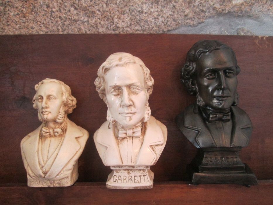 Bustos Eça de Queiroz, Camilo, Herculano, Antero de Quental, Garrett