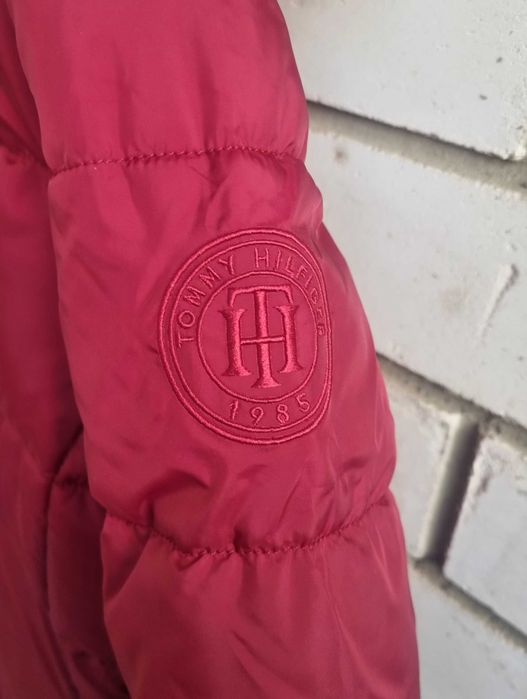 Пуховик Tommy Hilfiger розмір S.  Оригінал
