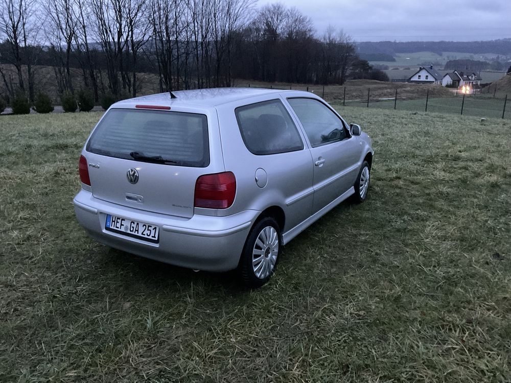 Sprzedam Volkswagena Polo, rok 2002, silnik 1.0 benzyna