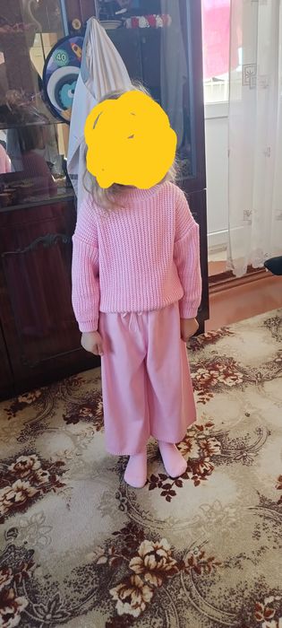 Костюм на дівчинку та шапуля