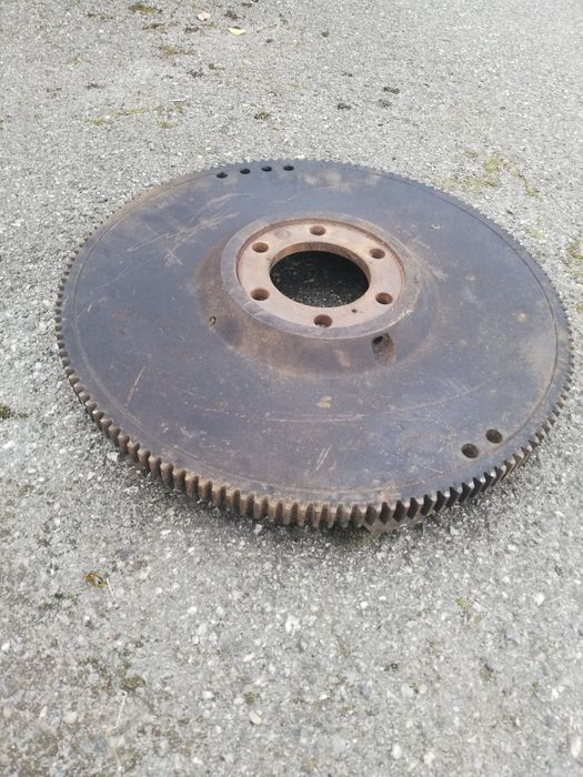 Маховик до автомобіля УРАЛ 375