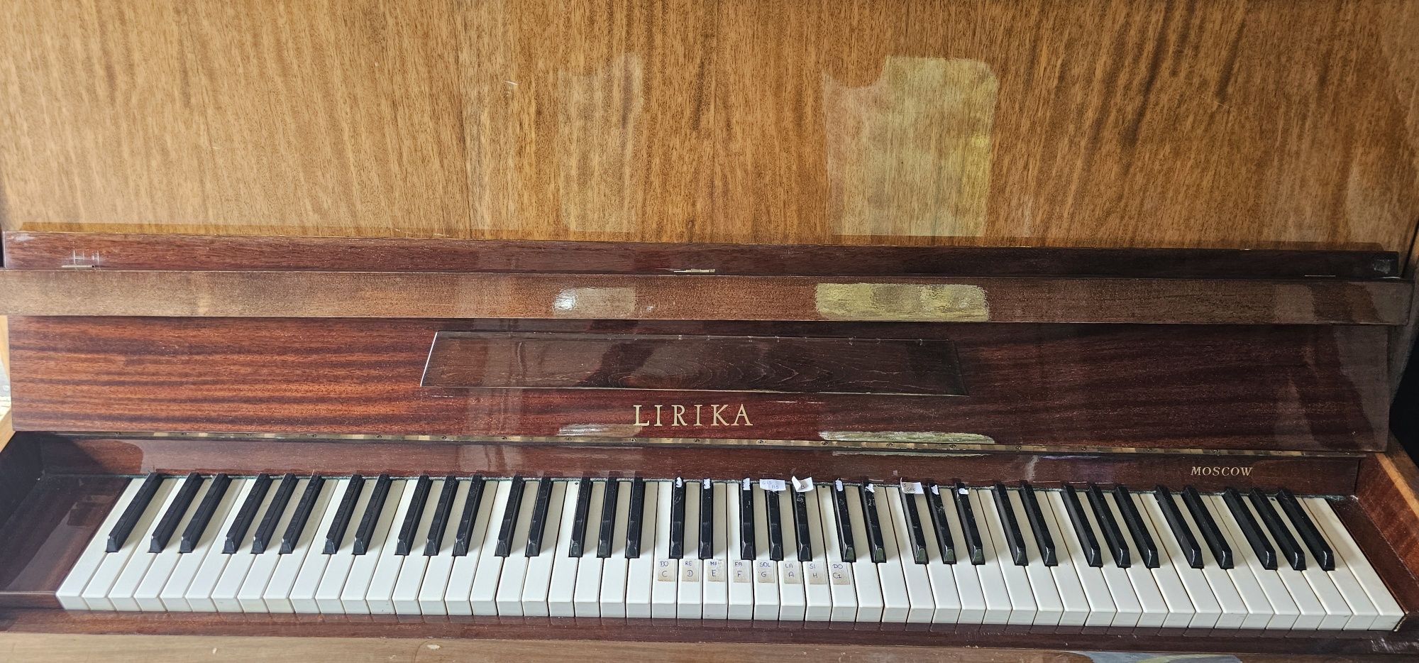 Pianino Lirika Moscow