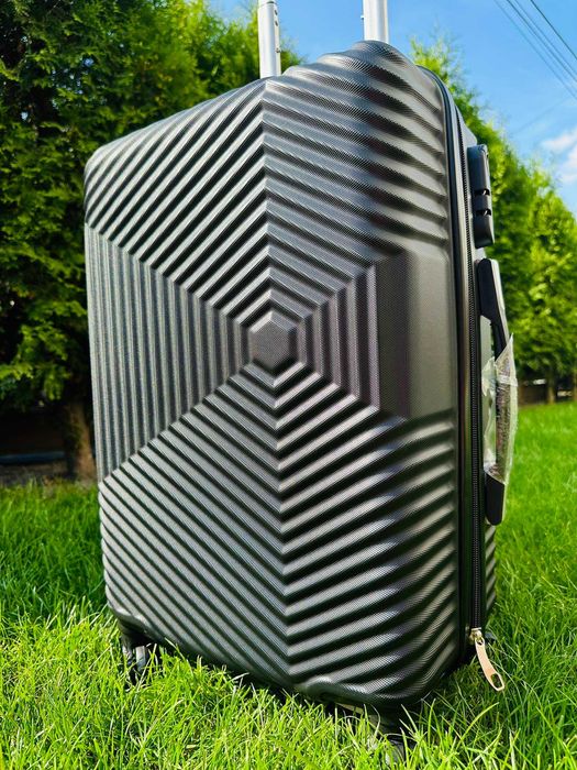 walizki ~ 8 kolorów