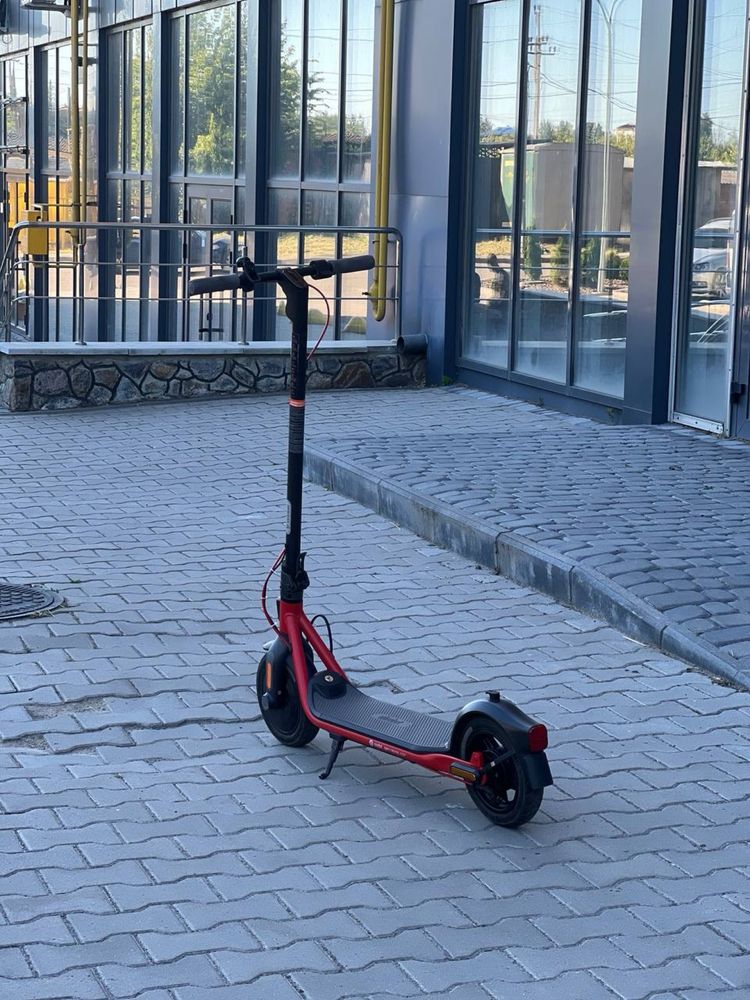 Электросамокат Ninebot D38E