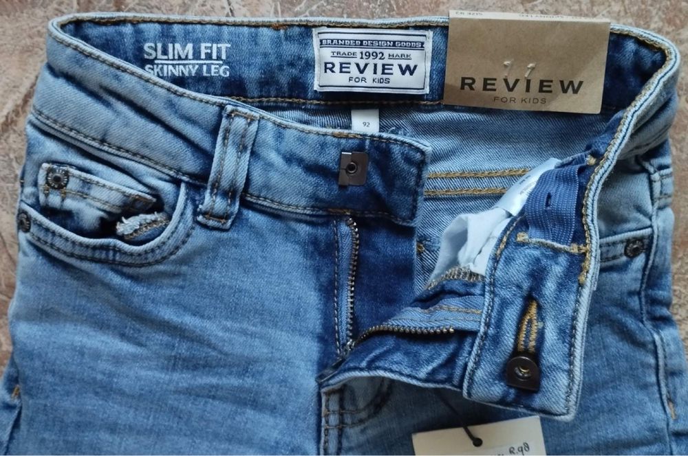 Новые джинсы зауженного кроя для мальчика Review (Germany)