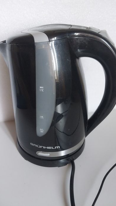 Продам чайник  Grunhelm 1.7 литра