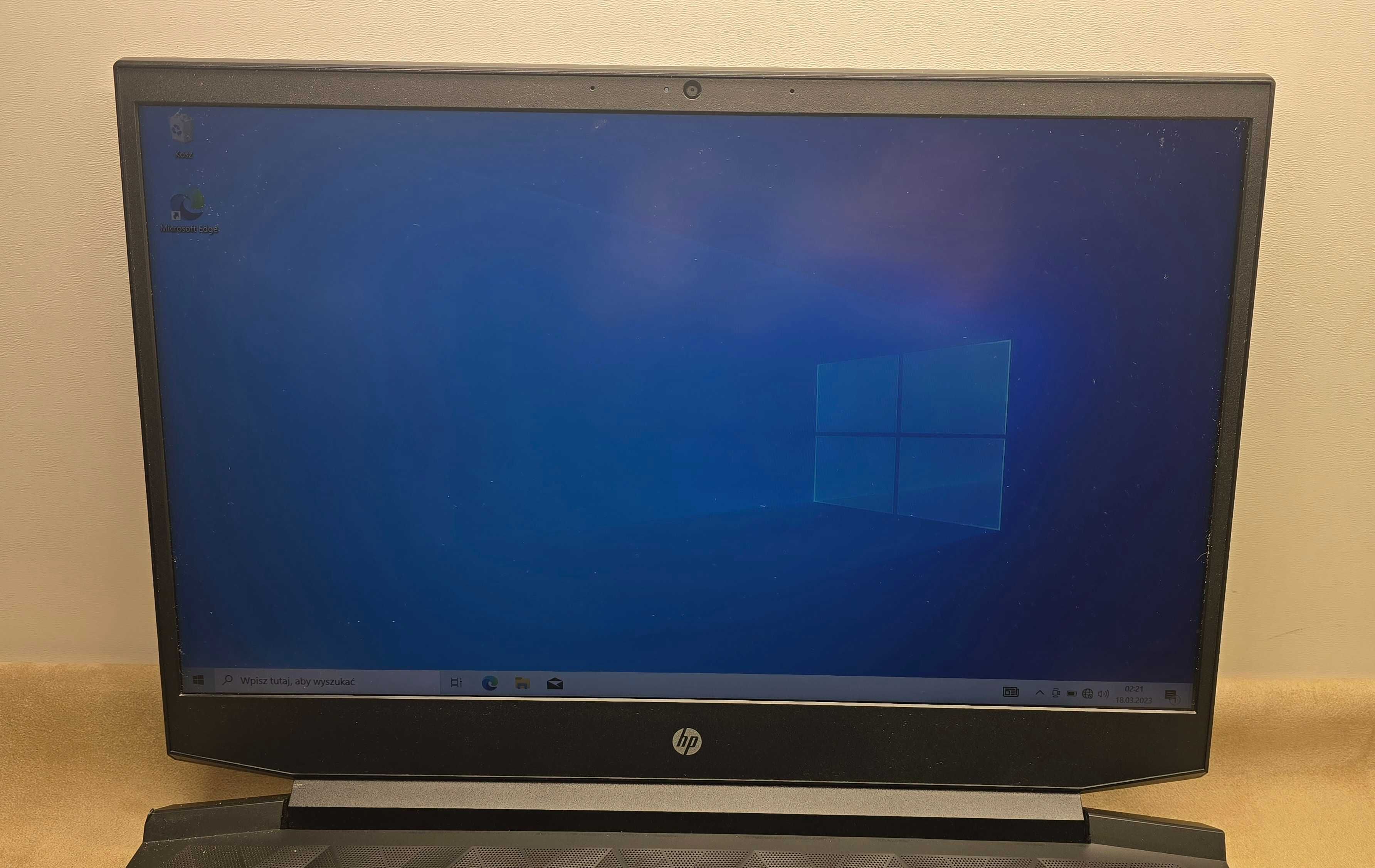 Laptop HP 15-EC0047NW 15.6" IPS R5-3550H 8GB  512gb ssd GeForce1650