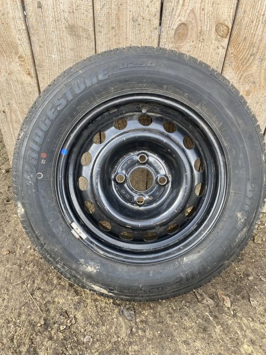 Продам запаску 175/70 R14