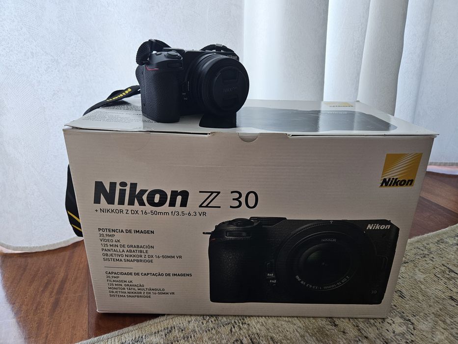 Câmara Fotográfica Nikon Z30