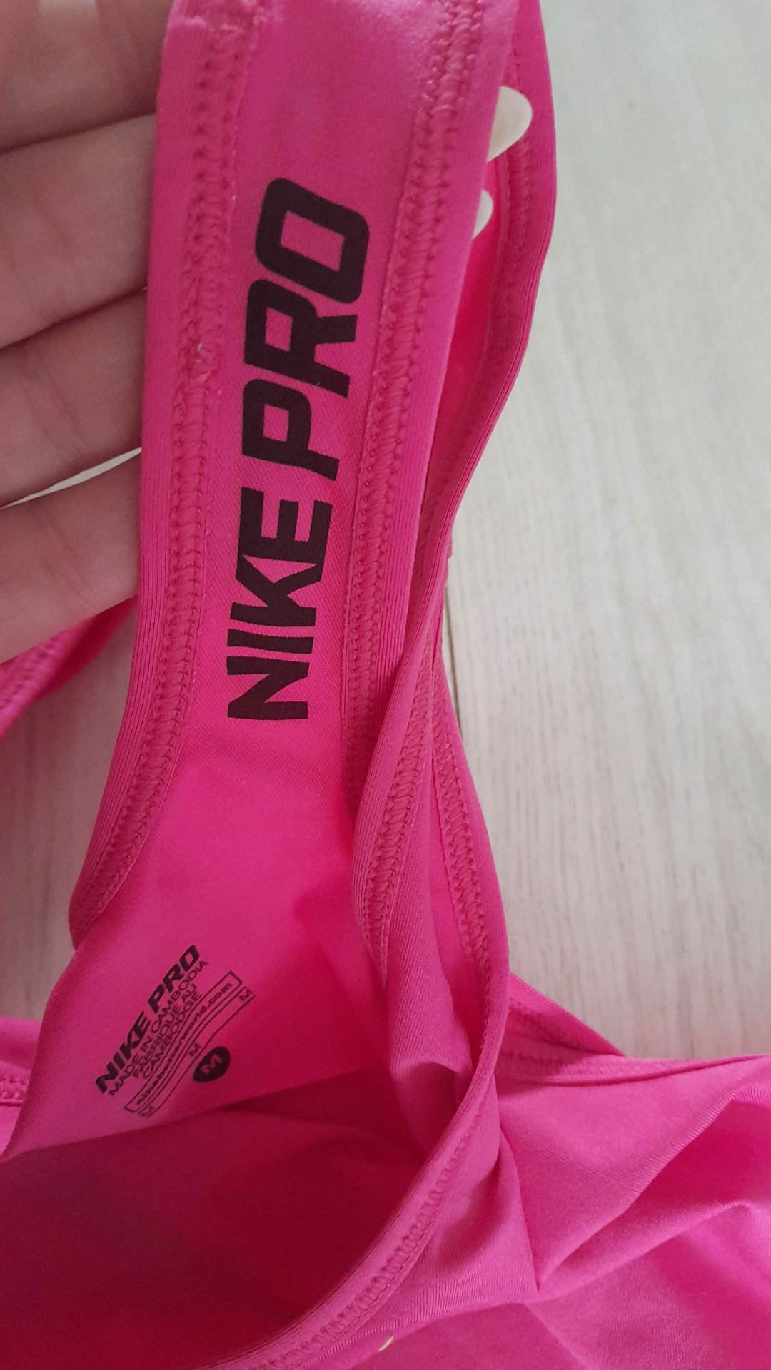 Różowy top damski nike pro rozm M