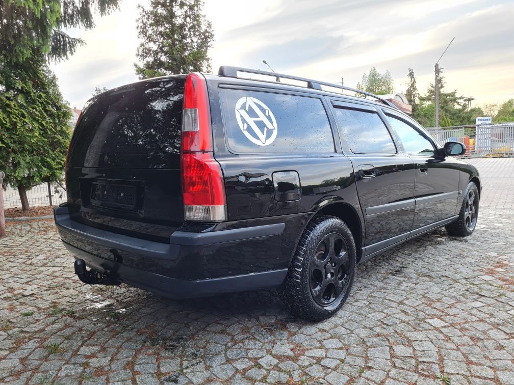 Volvo v70 II 2.0 T 180km benzyna doinwestowany