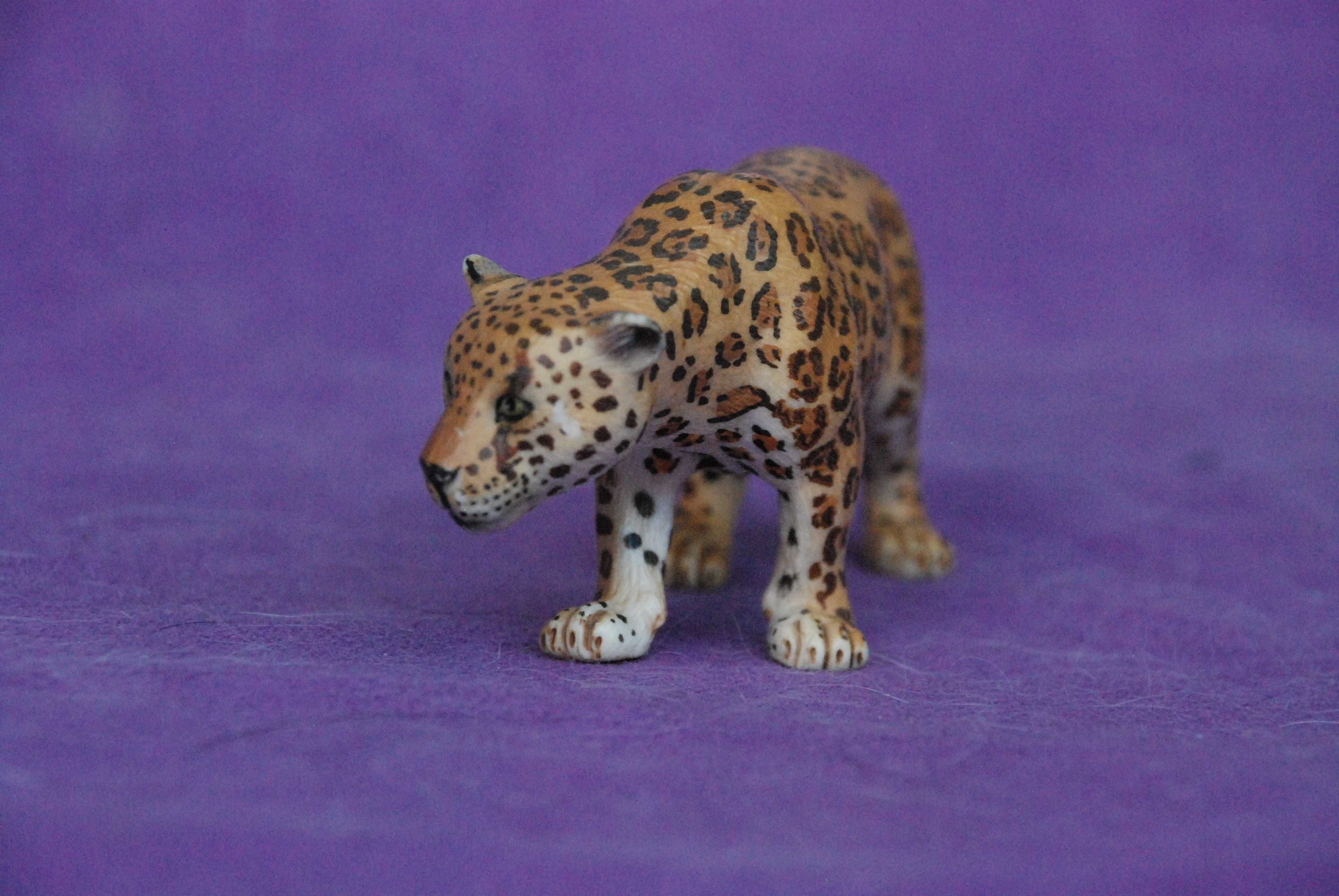 jaguar z młodym Schleich figurki