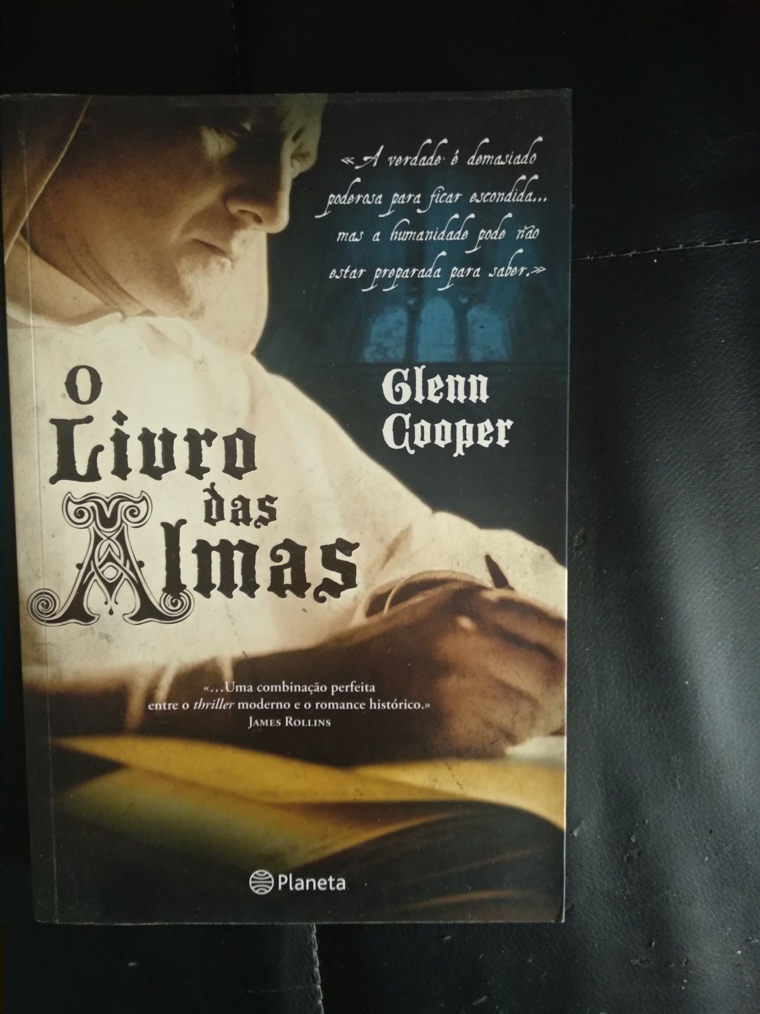 Vários livros de temas diversos