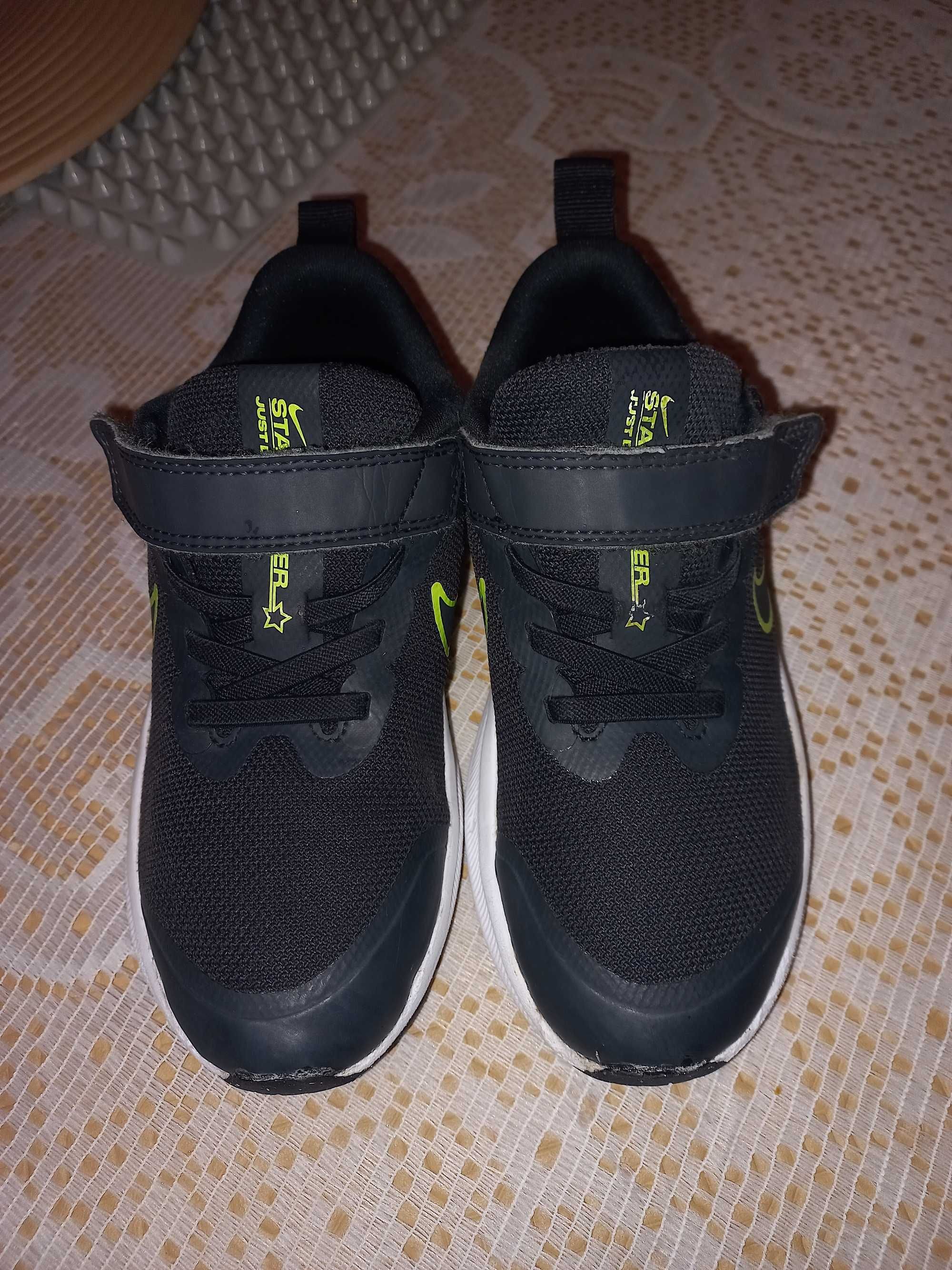 Sapatilhas Nike 30