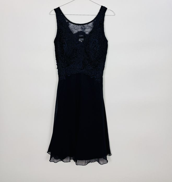 Granatowa sukienka z koronkową górą L 40 Floyd