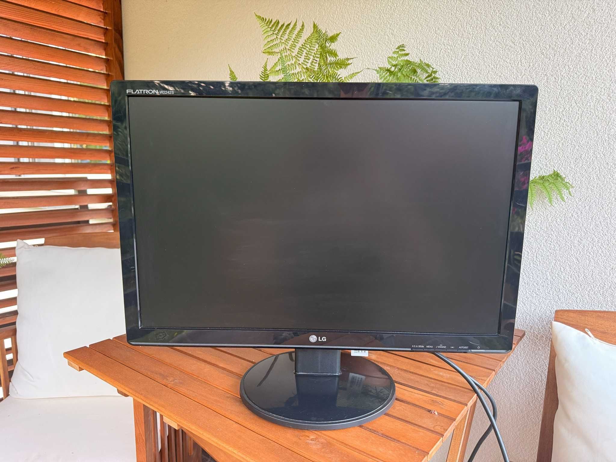 Monitor komputerowy 22" LG FLATRON W2242S