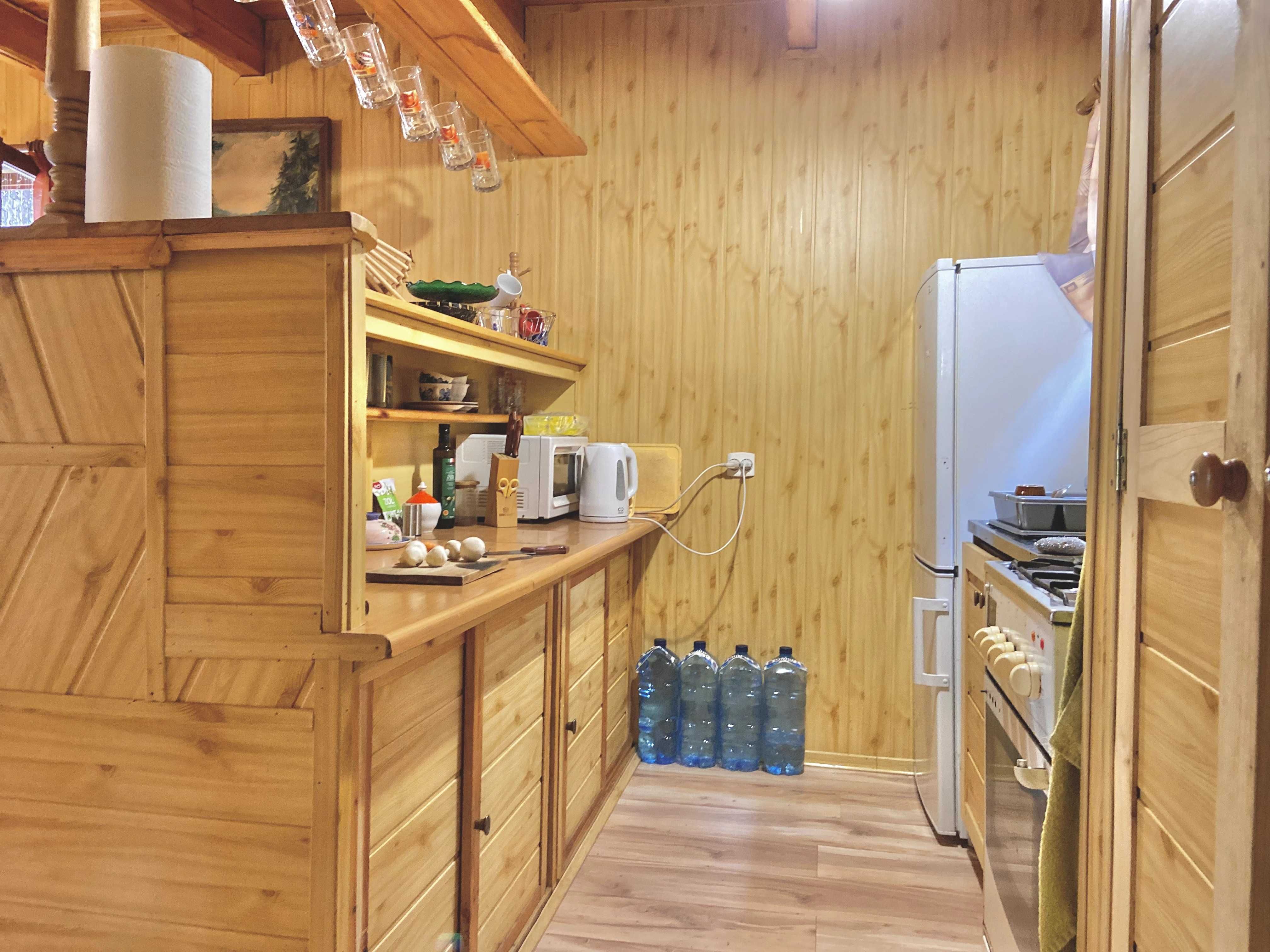Uroczy domek w sercu lasu nad jeziorem Partęczyny, Warmia - Mazury