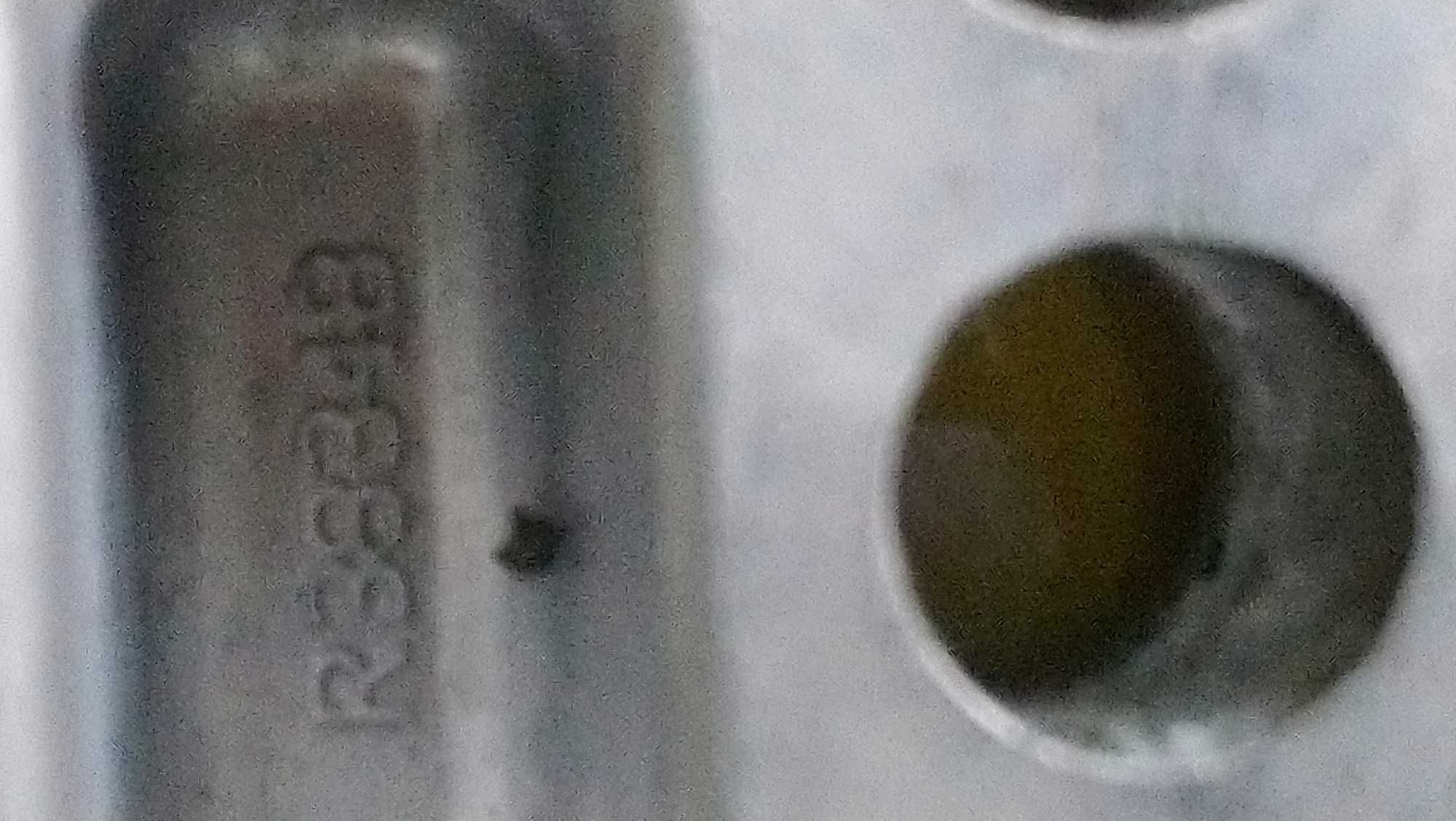 Złączka JD R38348 półobejma pompy