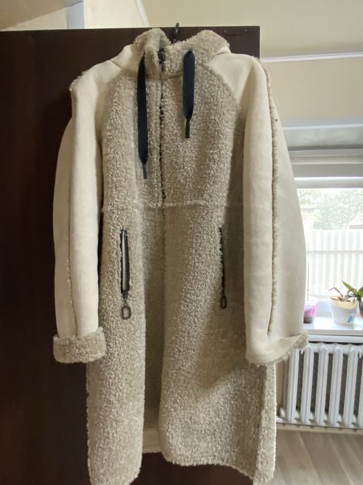 Зимняя дубленка в идеальном состоянии