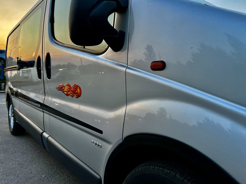 Opel Vivaro Long пассажир 6 мест , категория ..В..