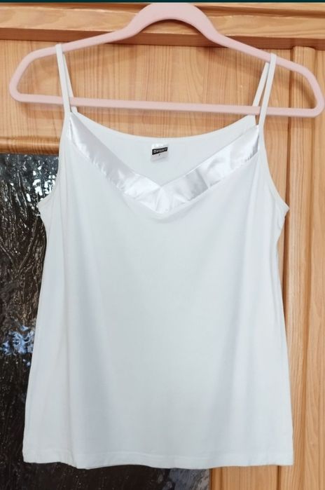 Продам женскую одежду