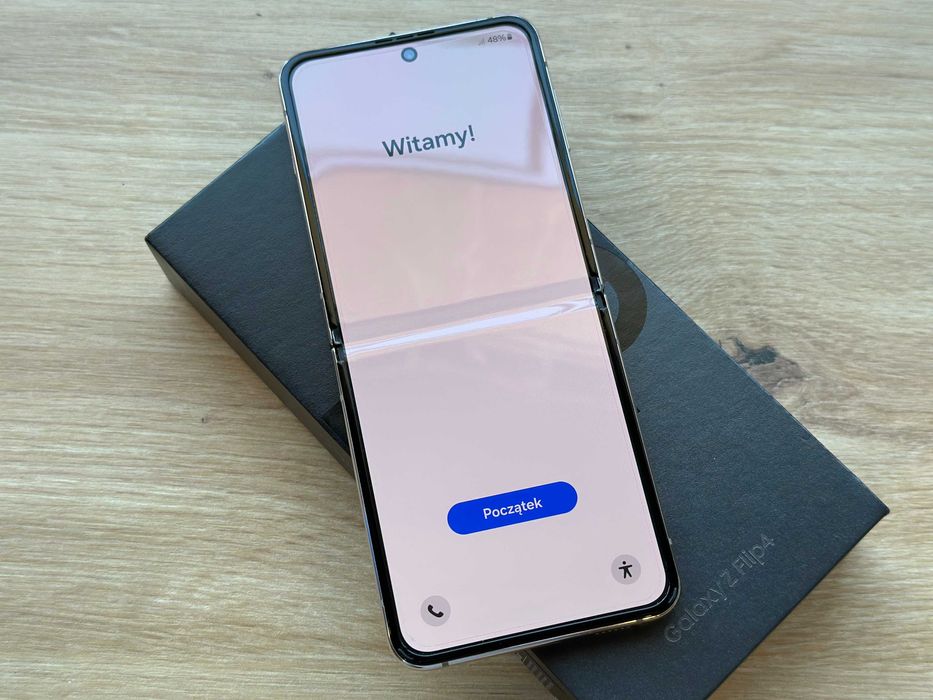 Telefon Samsung Galaxy Z Flip 4 128 GB / 8 GB RAM – 12mcy gwarancji!