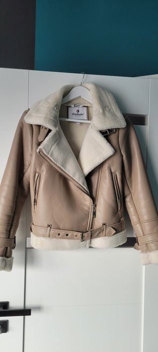 Ramoneska z futerkiem kremowa beżowa jak nowa