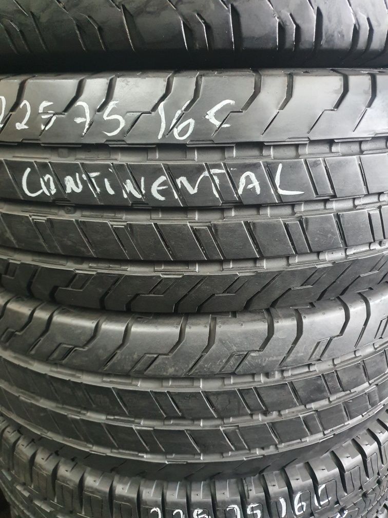 Pneus  225/75/16C (camping e carga)