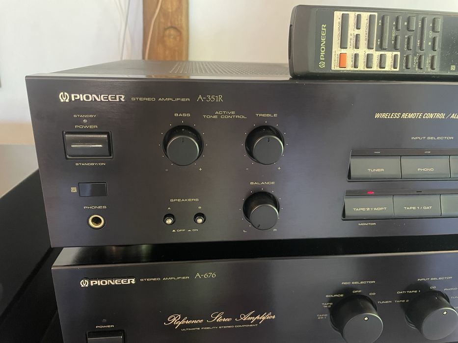 Wzmacniacz + pilot  PIONEER A- 351R  stan idealny po przegladzie